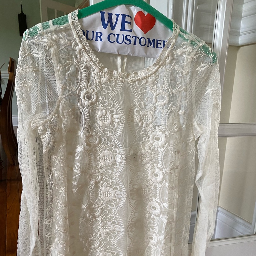 Massimo Dutti lace blouse size 40